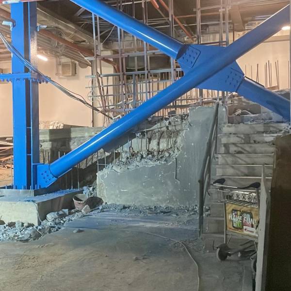 Kolon Çapraz Kiriş Son Kat Boya Uygulaması